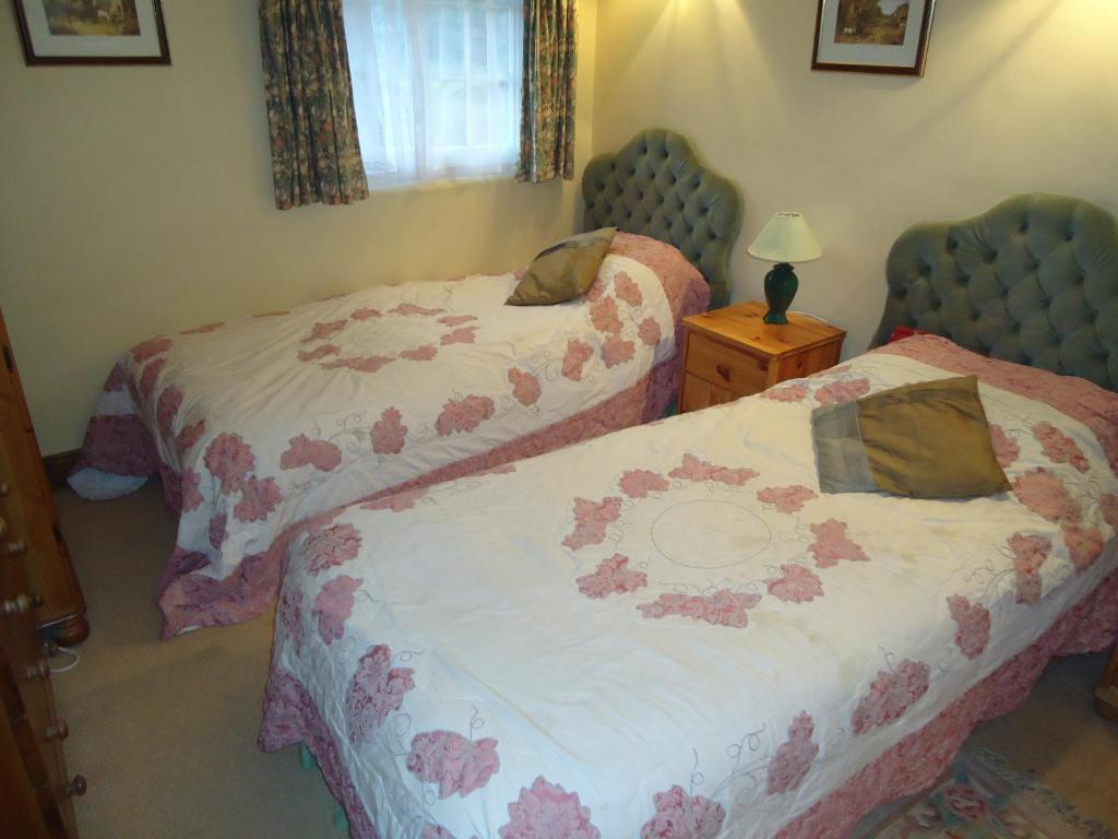 Villa Oldlands Farm Crawley  Zimmer foto