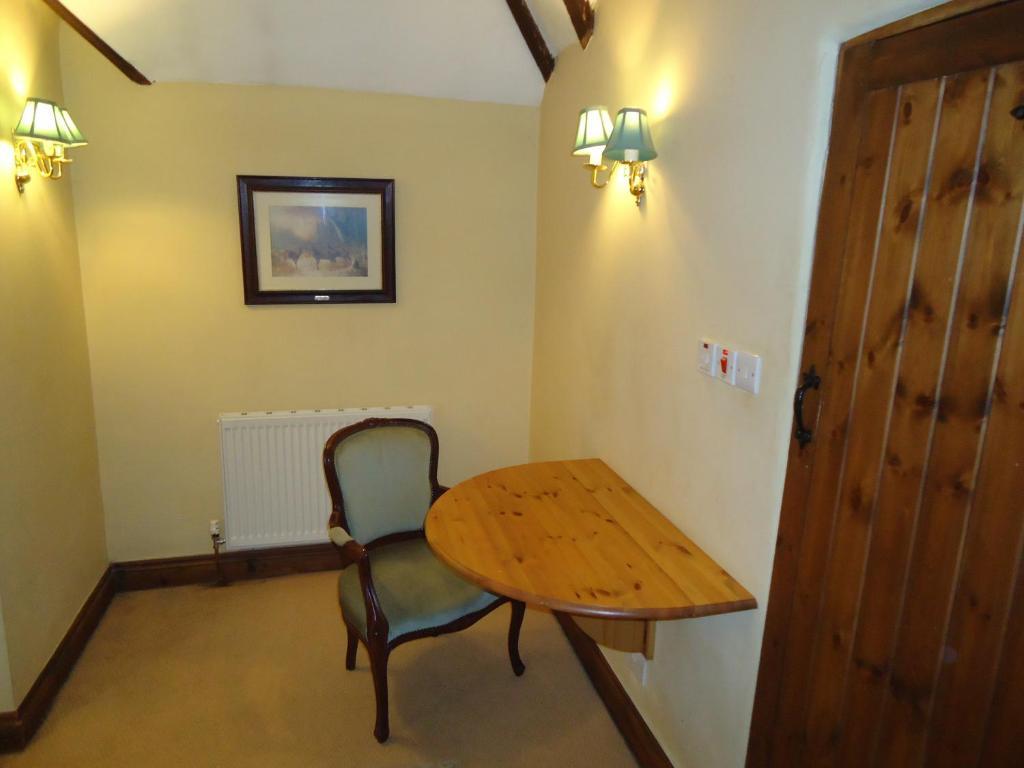 Villa Oldlands Farm Crawley  Zimmer foto